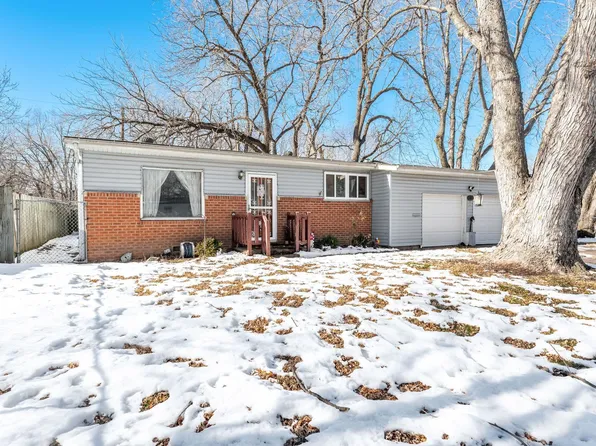 305 Stewart Ave, Haysville, KS 67060