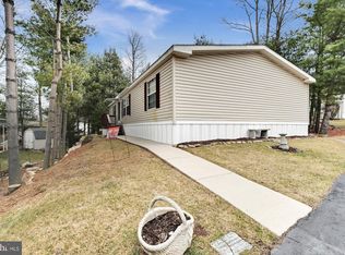 229 Hope Dr, New Ringgold, PA 17960