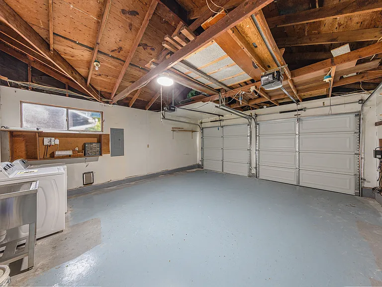 8808 NE 139th St — Photo 27