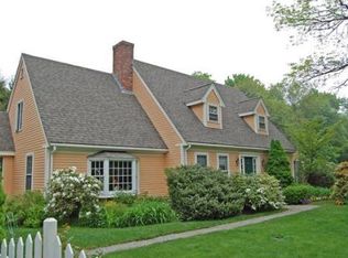 119 School St, Manchester, MA 01944