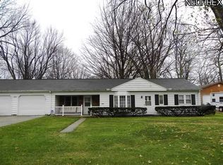 6036 Dundee St, Madison, OH 44057