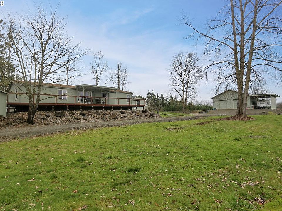 2nd image of 30747 Hayes Ln