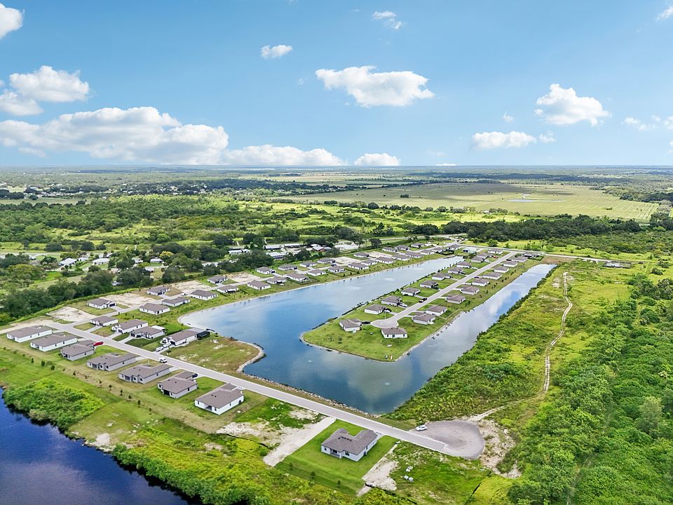 Gorgeous waterfront lots