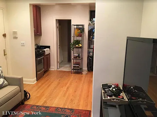 Rented by Living New York | media 11