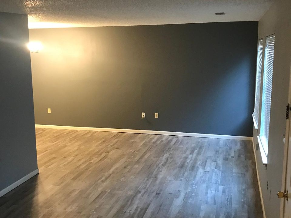 Downstair family room