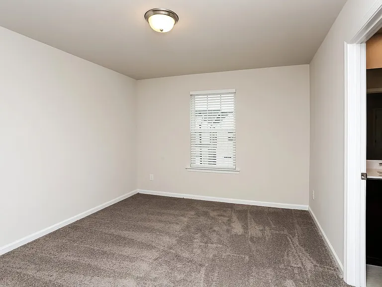 1157 Sunny Lake Dr — Photo 12