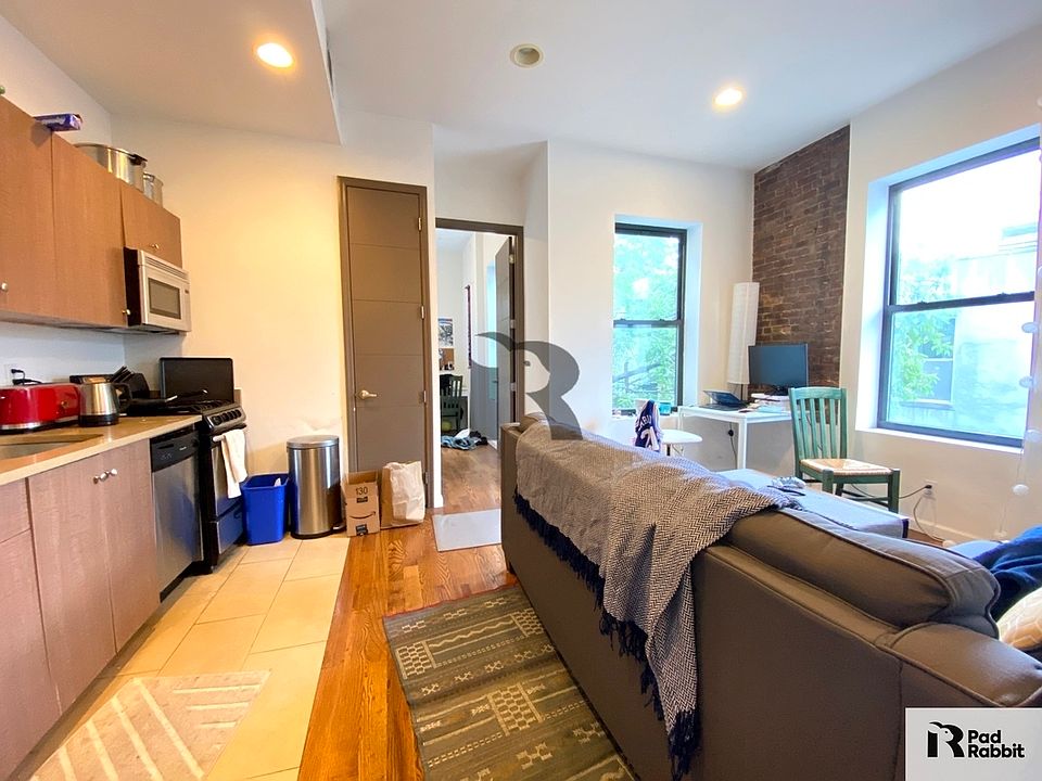 1st image of 724 Franklin Ave #3B