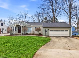 1976 Stabler Rd, Akron, OH 44313