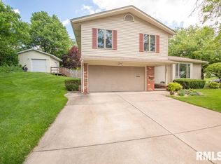 3921 24th Ave, Rock Island, IL 61201