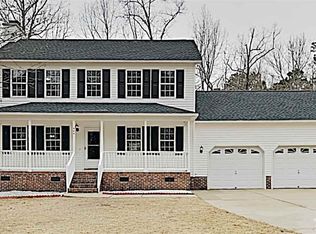 404 Black Forest Dr, Clayton, NC 27527