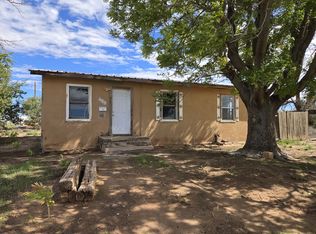 406 NE 3rd St, Morton, TX 79346