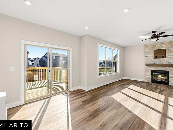 5th image of 4724 180th St