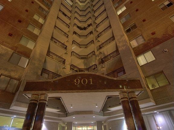 Virginia Square Condominiums