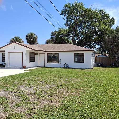 8678 Sunset Dr Photo 1