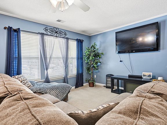 4th image of 1201 Elm Hall Cir