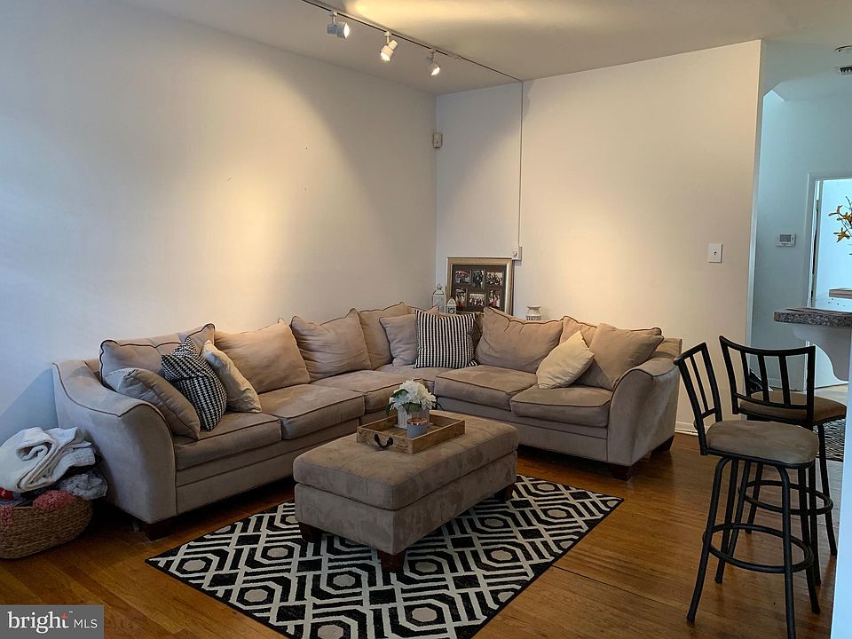 1st image of 109 Lombard St #A
