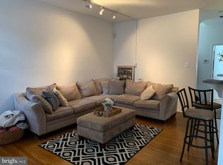 109 Lombard St #A, Philadelphia, PA 19147