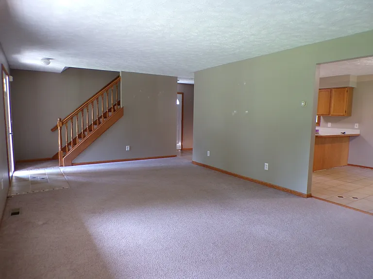 8087 Lansing Rd — Photo 13