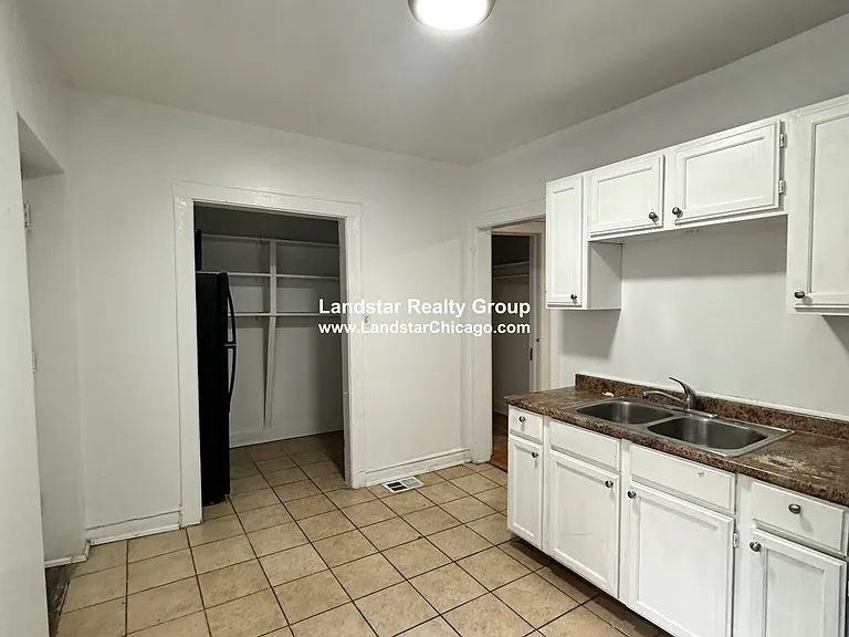 6304 N Oakley Ave #1 — Photo 13