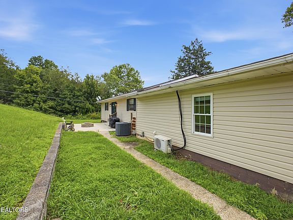 5th image of 219 High Point Orchard Rd