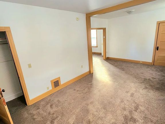 2nd image of 32 Milford St #2.1