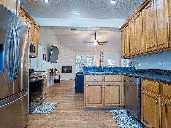 5th image of 38 Cypress Trl