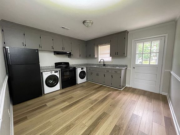 4th image of 1408 N Berkeley Blvd APT A