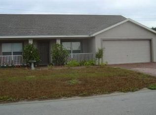 353 Majestic Gardens Dr, Winter Haven, FL 33880