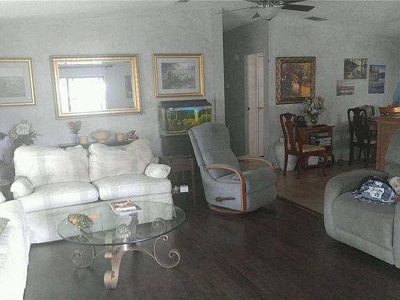 2nd image of 2528 Longpine Ln