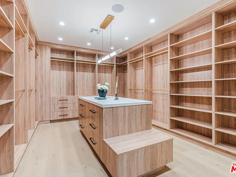 5064 Encino Ave — Photo 33