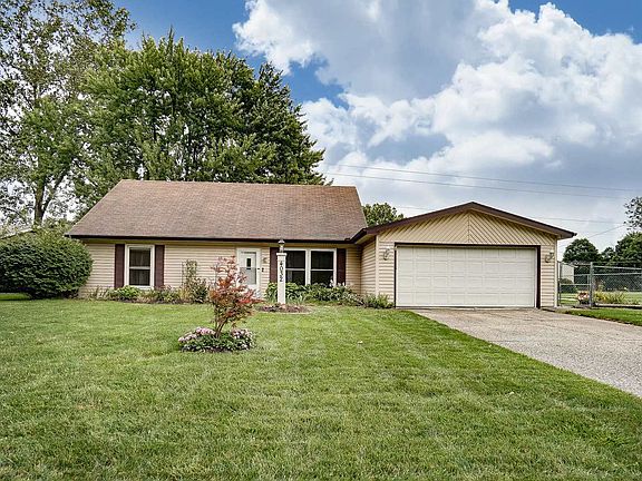 3rd image of 4032 Vineland Dr