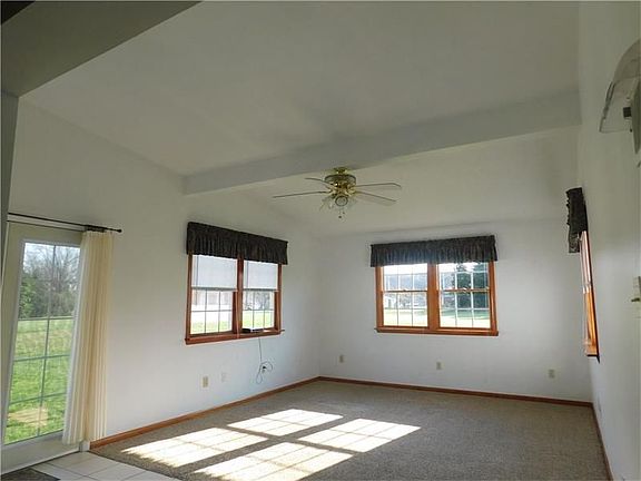 4th image of 301 7th Ave