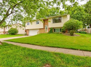 3067 Woodbine St, Portage, IN 46368