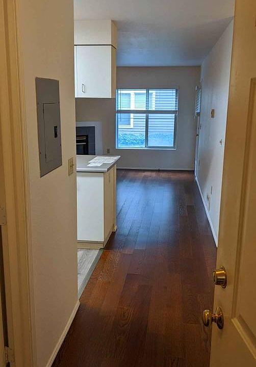 1st image of 6909 Weedin Pl NE APT A201