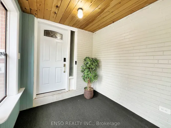 24 Gentry Cres, Richmond Hill, ON L4C 2G9