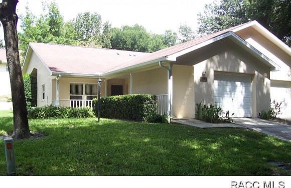 1st image of 3550 N Woodgate Dr