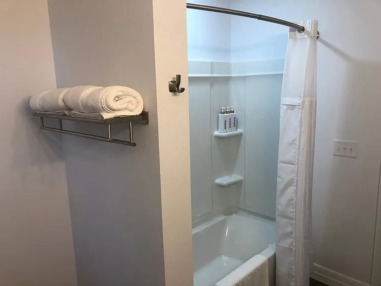 1005 W Pine St #1005 — Photo 14