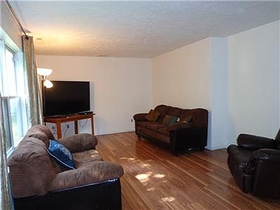 3rd image of 3444 Lauren Dr