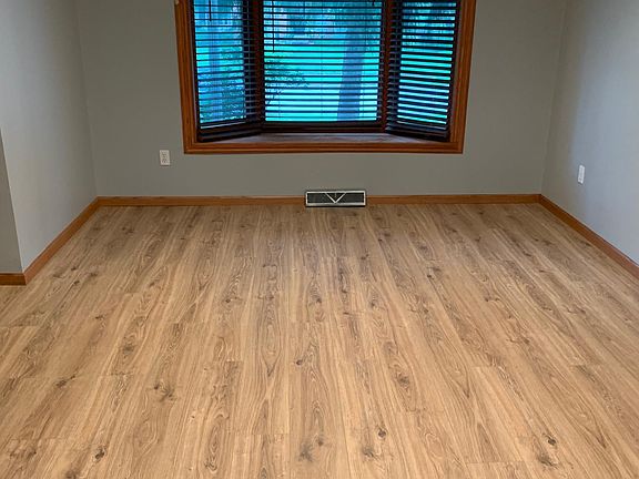 Dining room has new flooring