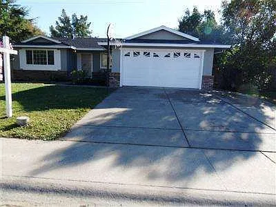 3940 Shining Star Dr photo 1