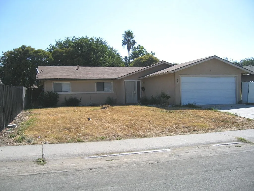 13 Kennelford Cir photo 1