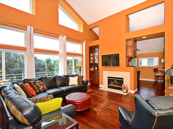 2nd image of 725 Crystal Ln