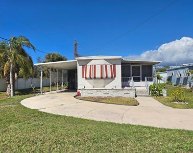 45 6th St W, Nokomis, FL, 34275