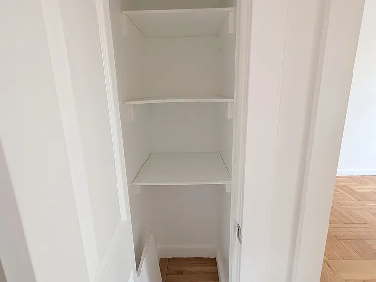 363 Ocean Pkwy #D11 — Photo 7
