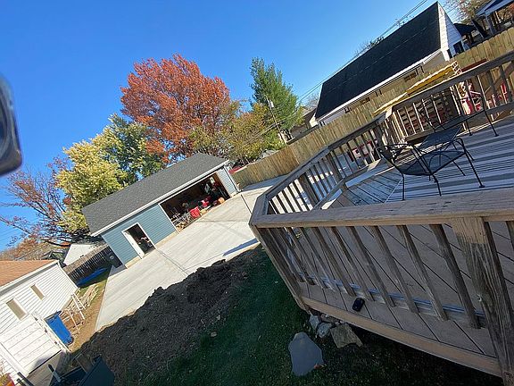 2nd image of 1614 Meriline Ave
