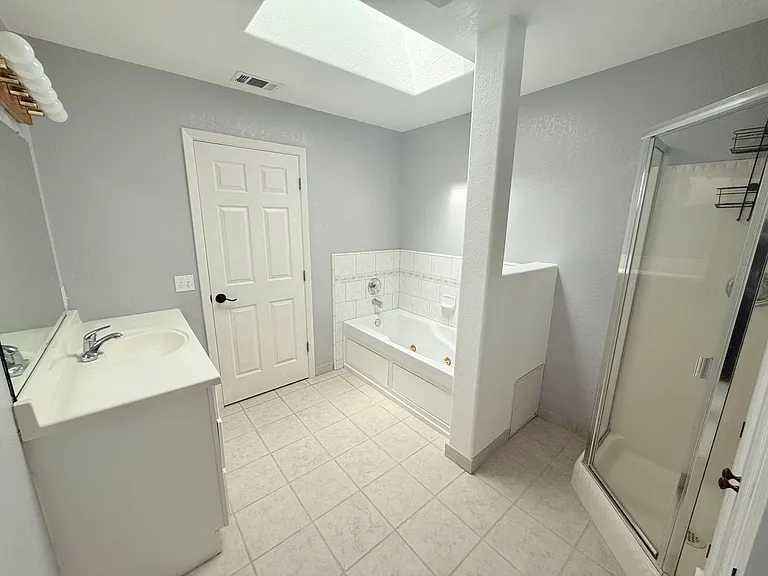 424 S B St #B — Photo 8