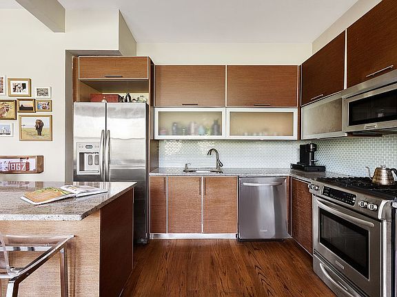 2nd image of W 118th St Unit 3F