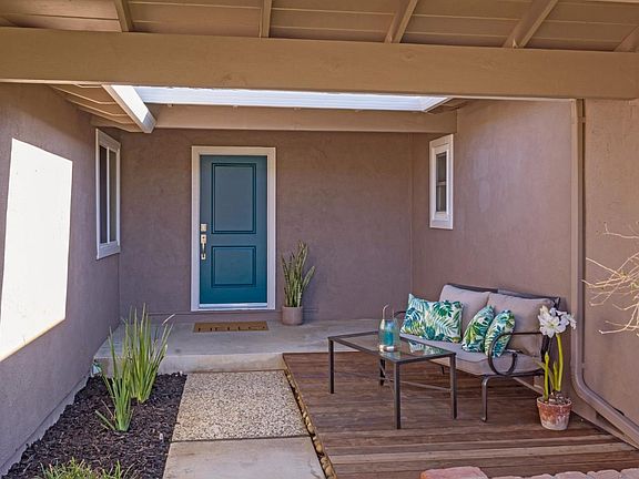 4th image of 5314 Lenora Ave