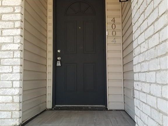 2nd image of 4004 Bristlecone Ln