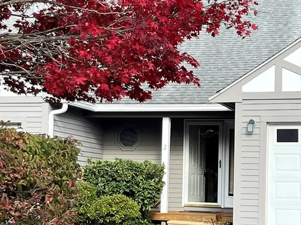 9 Victoria Dr #2, Auburn, MA 01501